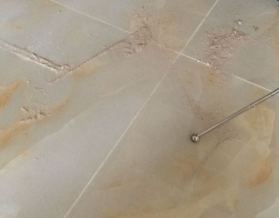 湟源瓷砖空鼓维修公司分享粘合剂选择不当在瓷砖铺贴过程中可能导致以下问题